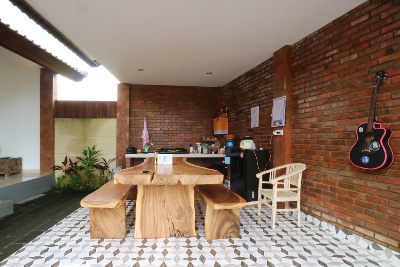 Aghasvina Guest House Canggu Экстерьер фото